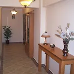 Royal Residences Hotel *