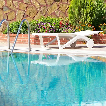 Royal Residences מלון דידים