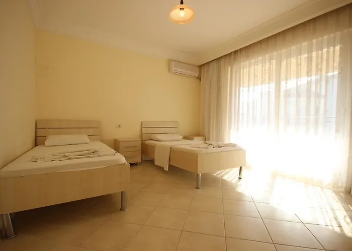 Royal Residences Hotel